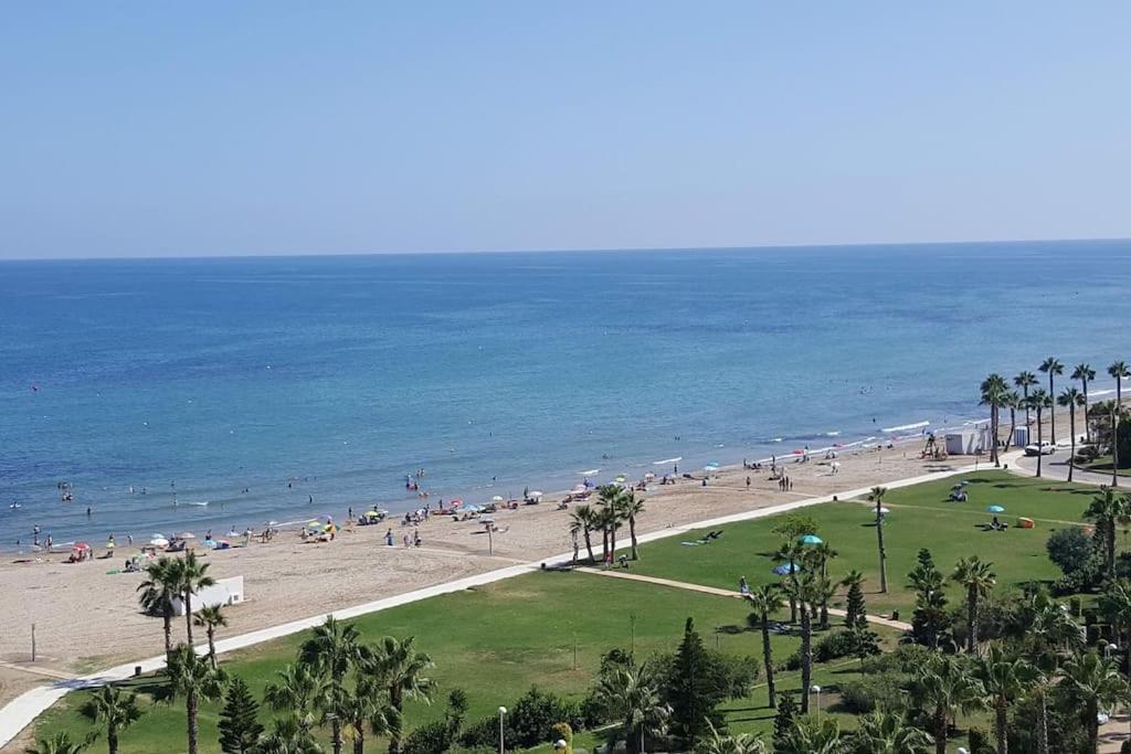 Primera Linea De Playa, Pies En La Arena, Marina D'Or Magic Word El Borseral Luaran gambar