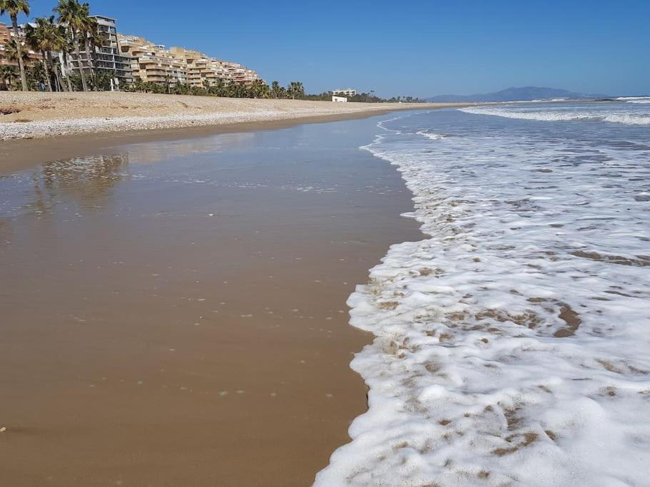 Primera Linea De Playa, Pies En La Arena, Marina D'Or Magic Word El Borseral Luaran gambar